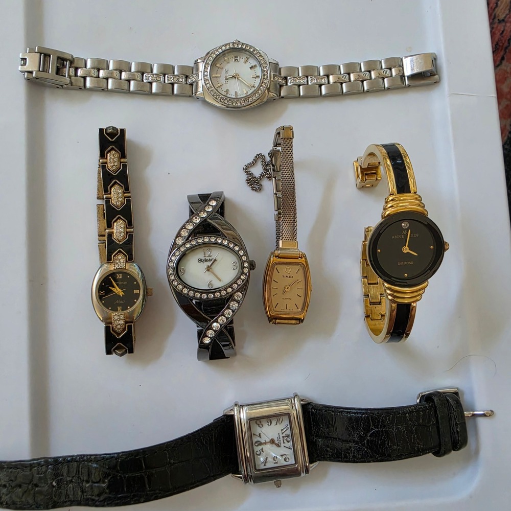 Womens Watch Lot 6pc Anne Klein Timex Relic Armitron Style & Co Silver Gold Tone